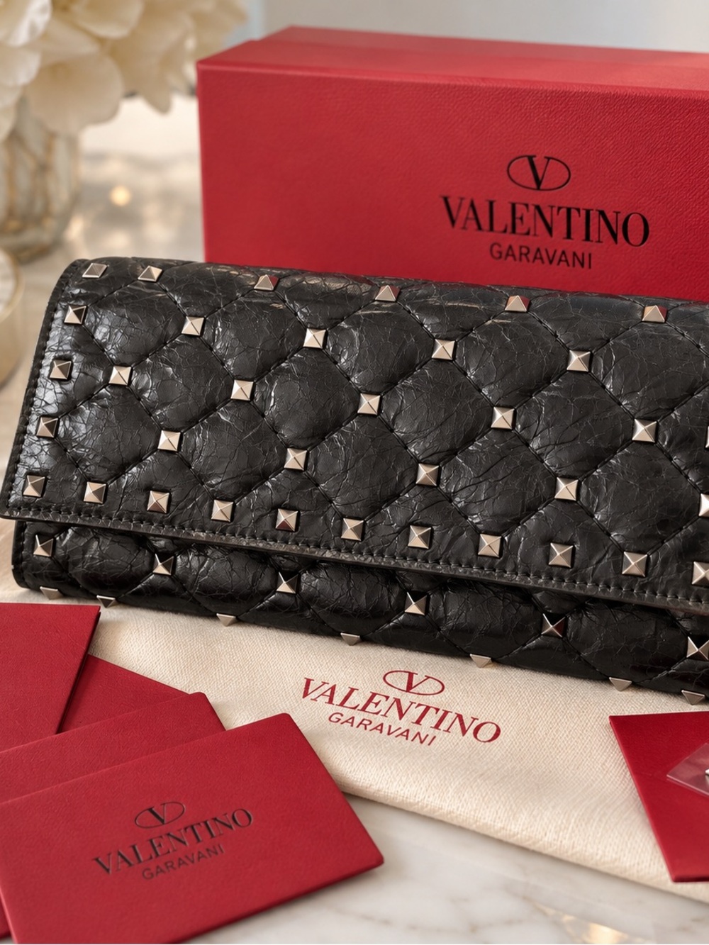 Valentino Garavani Rockstud Spike Quilted Leather Continental Wallet